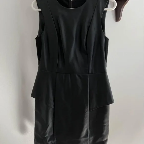 BCBG DRESS - Picture 4 of 4